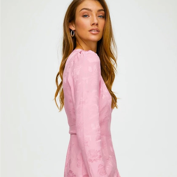 NWOT Aritzia Wilfred Callie Dress Wild Pink - Medium - Picture 5 of 8